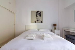 Brand new decorated flat for 4 ppl in Pagrati